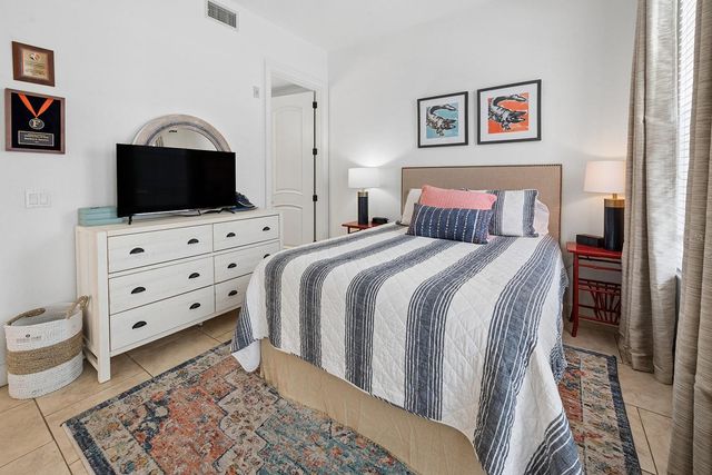 325 NW 14TH STREET 205, Gainesville, FL 32603
