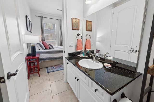 325 NW 14TH STREET 205, Gainesville, FL 32603