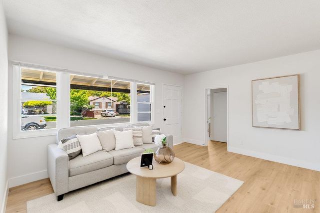 125 Revere St, Vallejo, CA 94591