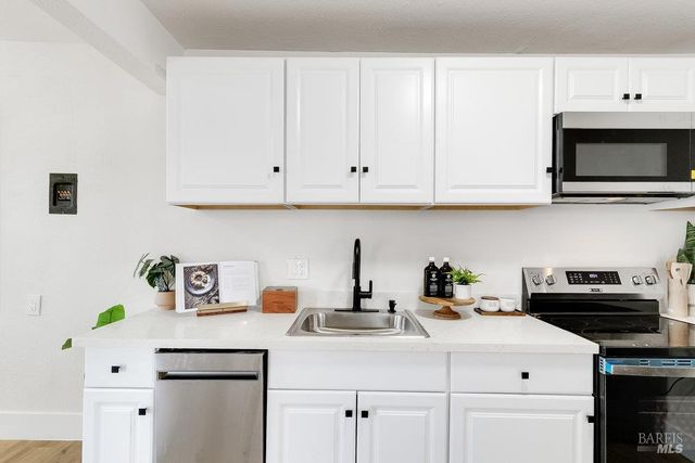 125 Revere St, Vallejo, CA 94591