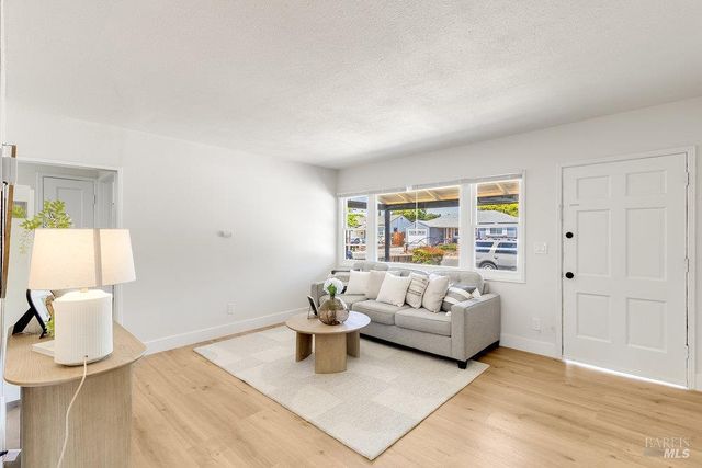 125 Revere St, Vallejo, CA 94591