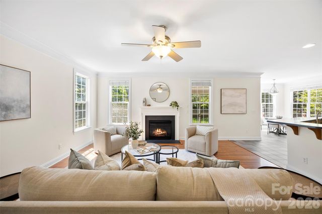 432 Pinnacle Lane, Huntersville, NC 28078