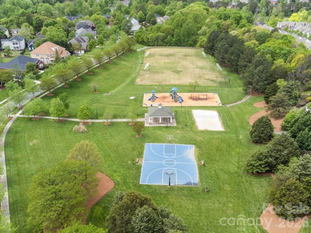 432 Pinnacle Lane, Huntersville, NC 28078