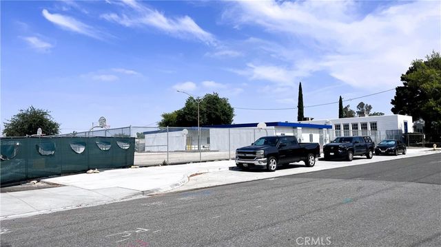 756 S 8th, Colton, CA 92324