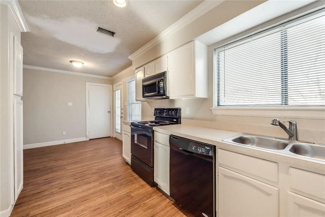 3610 Peakview Drive, Corinth, TX 76210