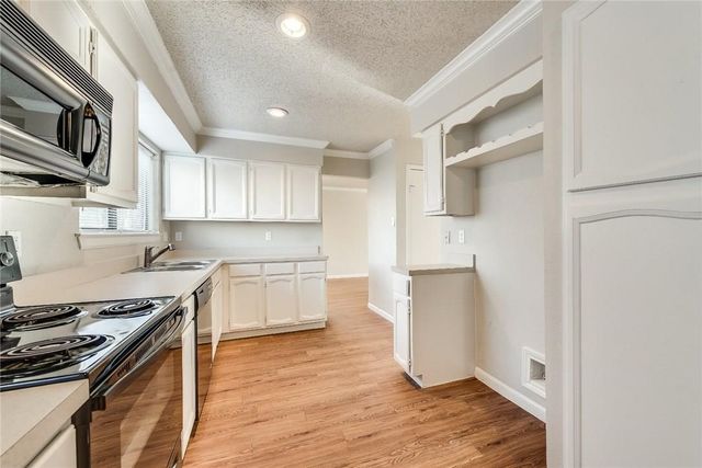 3610 Peakview Drive, Corinth, TX 76210