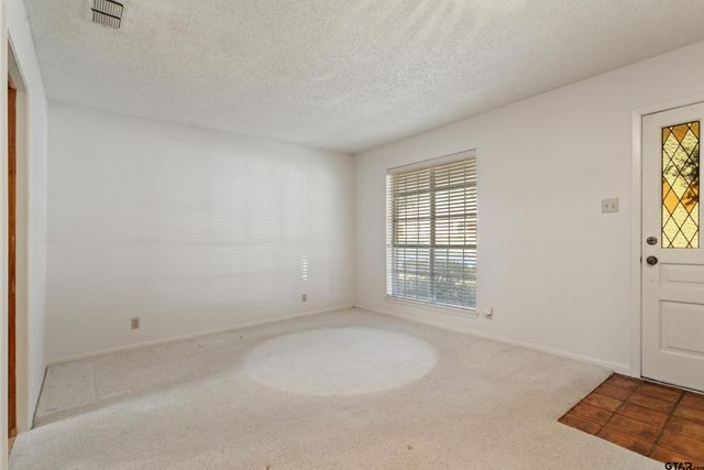 2715 Rockbridge, Tyler, TX 75701