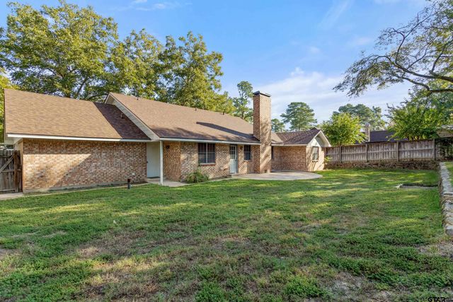 2715 Rockbridge, Tyler, TX 75701