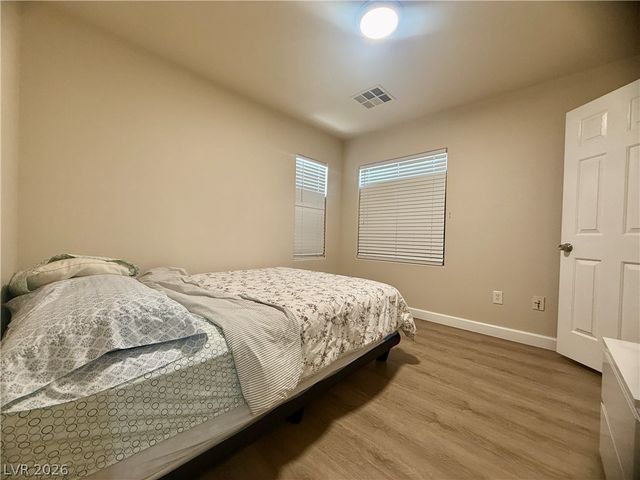 7329 Prussian Green Street, Las Vegas, NV 89139