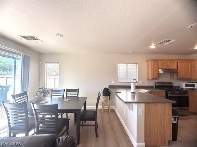 7329 Prussian Green Street, Las Vegas, NV 89139