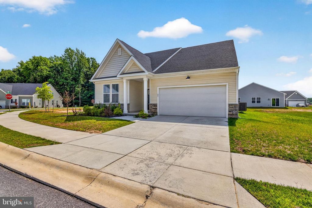 23 CARNEY CT, Dover, DE 19904