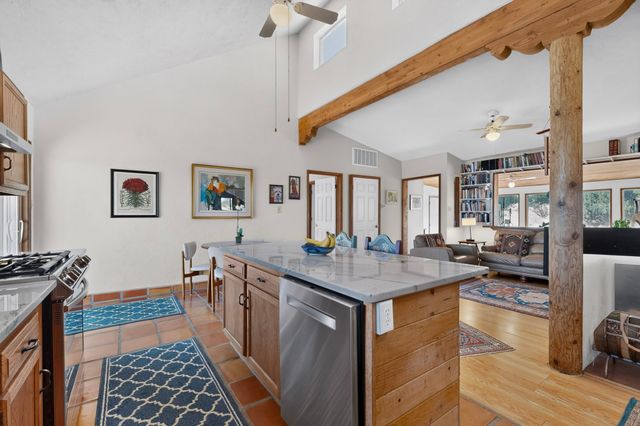 8 Estambre Court, Santa Fe, NM 87508