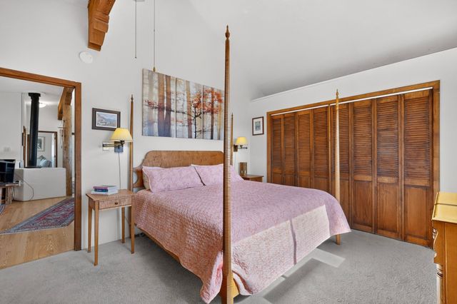 8 Estambre Court, Santa Fe, NM 87508