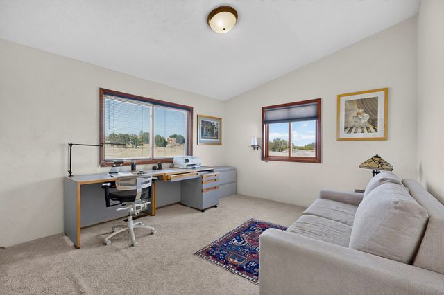 8 Estambre Court, Santa Fe, NM 87508