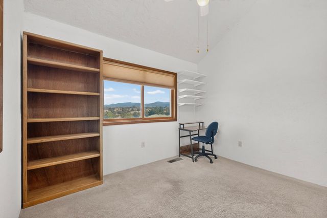 8 Estambre Court, Santa Fe, NM 87508