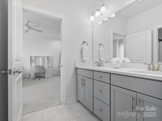 6029 Petersburg Drive, Waxhaw, NC 28173