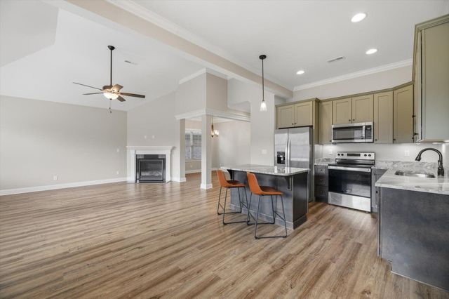 211 Village Cove Circle, Englewood, TN 37329