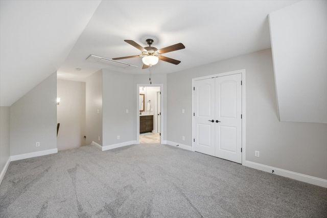 211 Village Cove Circle, Englewood, TN 37329