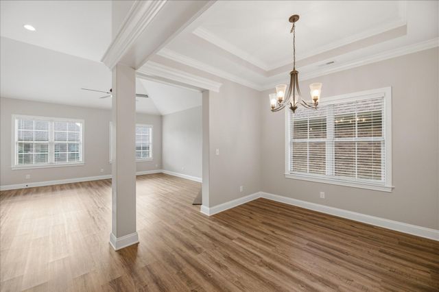 211 Village Cove Circle, Englewood, TN 37329