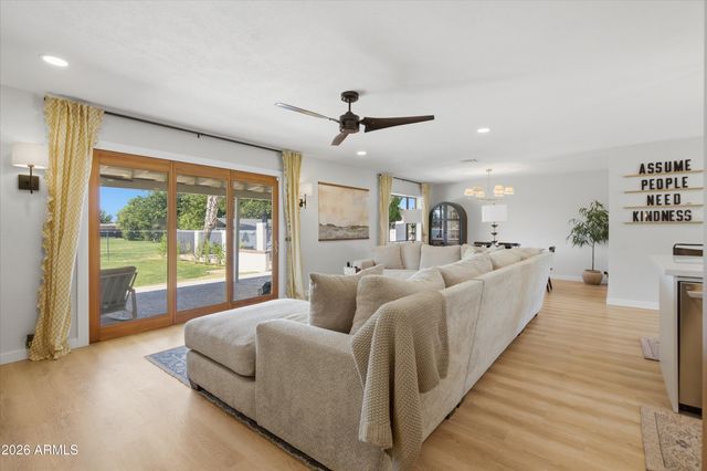 5429 W TIERRA BUENA Lane, Glendale, AZ 85306