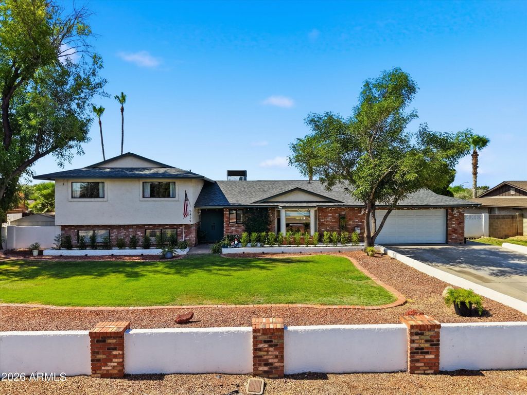 5429 W TIERRA BUENA Lane, Glendale, AZ 85306