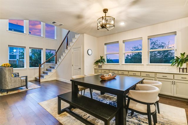 5700 Navajo Draw LN, Austin, TX 78738