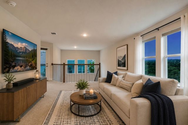 5700 Navajo Draw LN, Austin, TX 78738