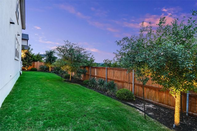 5700 Navajo Draw LN, Austin, TX 78738
