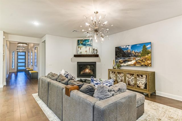 5700 Navajo Draw LN, Austin, TX 78738