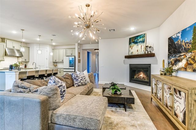 5700 Navajo Draw LN, Austin, TX 78738