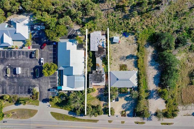 2411 Periwinkle WAY, Sanibel, FL 33957