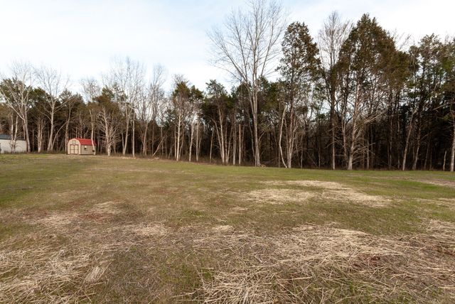 2449 Anes Station Rd, Lewisburg, TN 37091