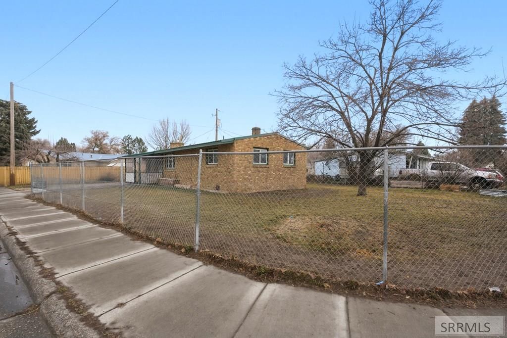 Image 21 of property listing at 1255 Alameda Avenue, Idaho Falls, ID 83401