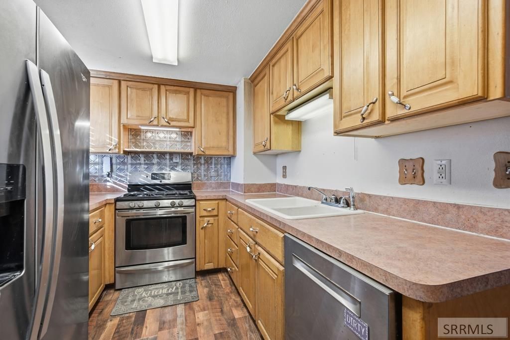 Image 7 of property listing at 1255 Alameda Avenue, Idaho Falls, ID 83401