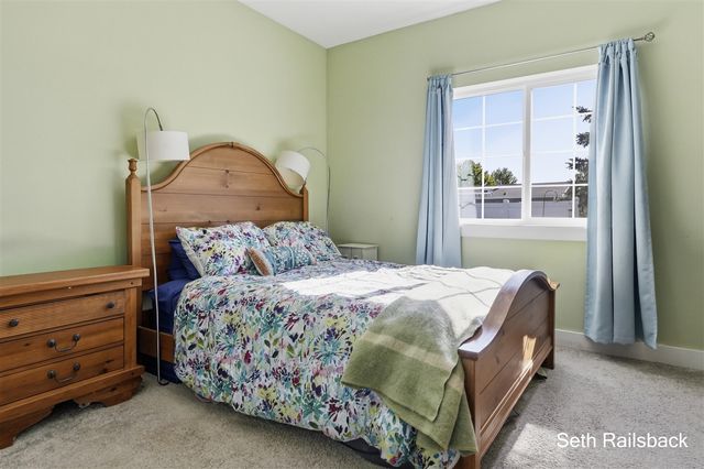 7484 Hardwood Street, Caledonia, MI 49316