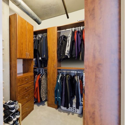 700 W Van Buren Street 602, Chicago, IL 60607