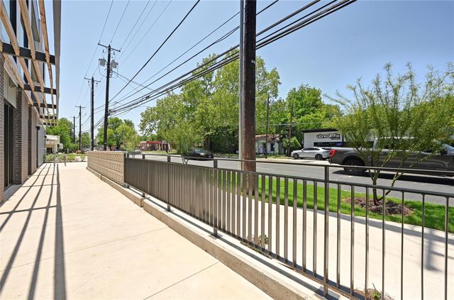 2209 S 1st ST 107, Austin, TX 78704