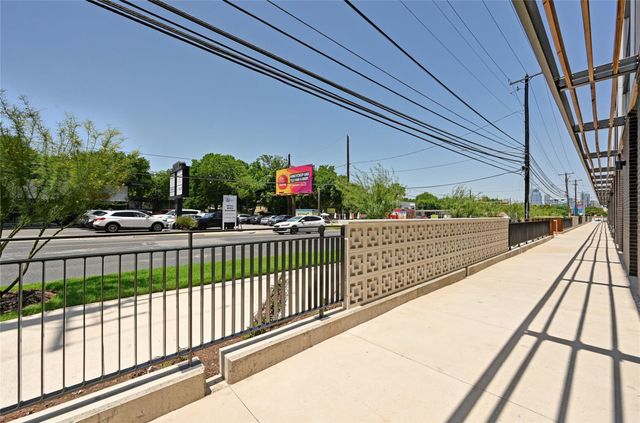 2209 S 1st ST 107, Austin, TX 78704