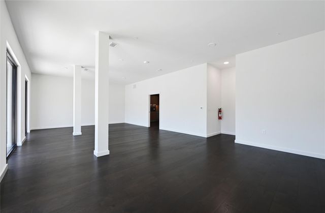 2209 S 1st ST 107, Austin, TX 78704