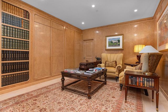 2 N Breakers Row N32, Palm Beach, FL 33480