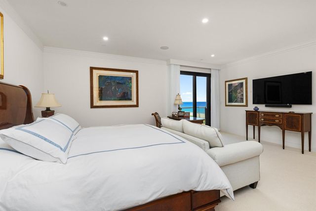 2 N Breakers Row N32, Palm Beach, FL 33480