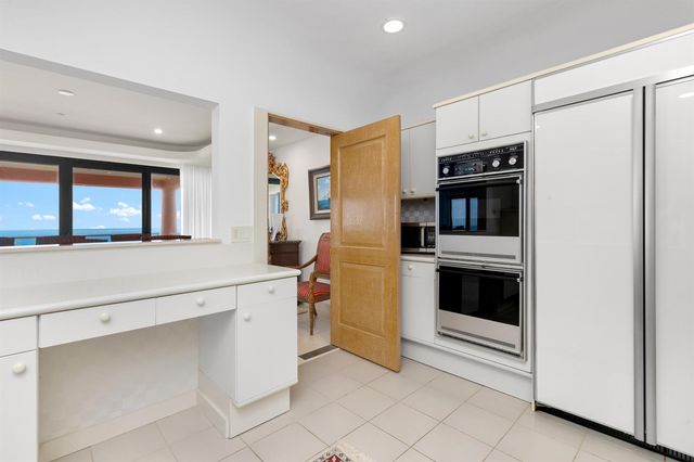 2 N Breakers Row N32, Palm Beach, FL 33480