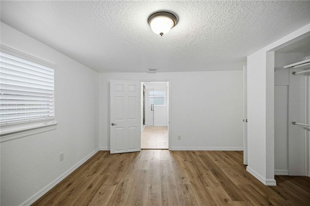 5420 NE 25TH AVENUE, Ocala, FL 34479