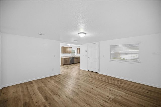 5420 NE 25TH AVENUE, Ocala, FL 34479