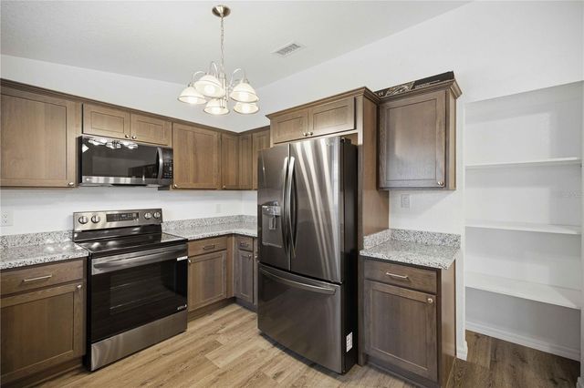 5420 NE 25TH AVENUE, Ocala, FL 34479