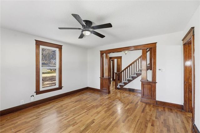 804 E 10th Street, Ottawa, KS 66067