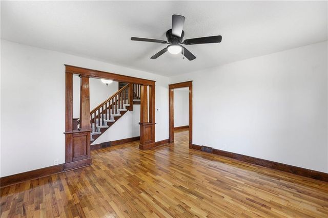 804 E 10th Street, Ottawa, KS 66067