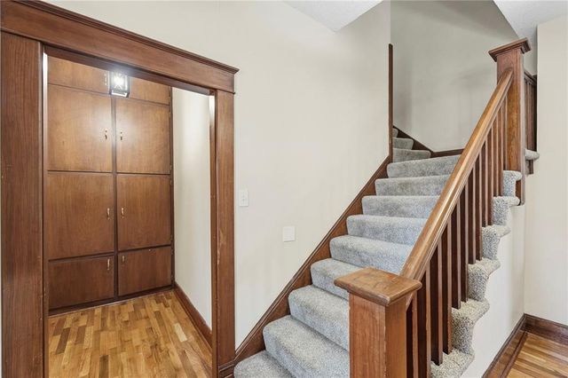 804 E 10th Street, Ottawa, KS 66067