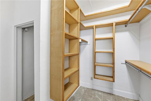 804 E 10th Street, Ottawa, KS 66067