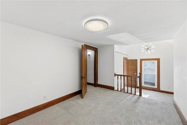 804 E 10th Street, Ottawa, KS 66067